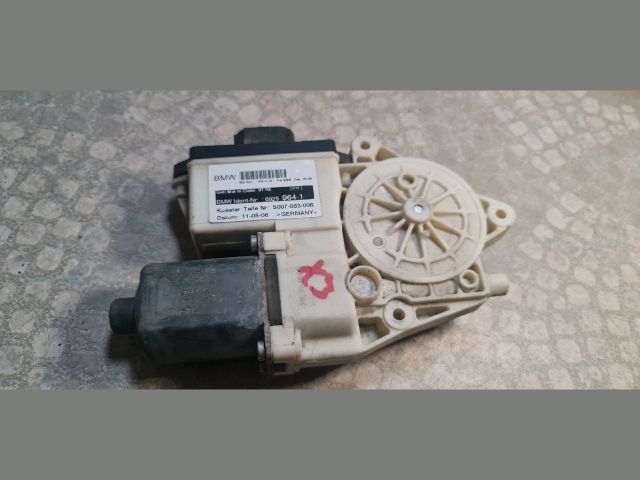 bontott BMW X3 Jobb első Ablakemelő Motor