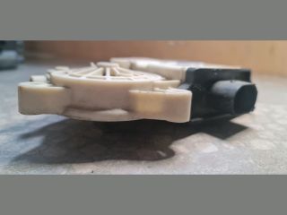 bontott BMW X3 Jobb első Ablakemelő Motor