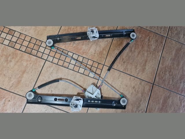 bontott BMW X3 Jobb első Ablakemelő Szerkezet (Elektromos)