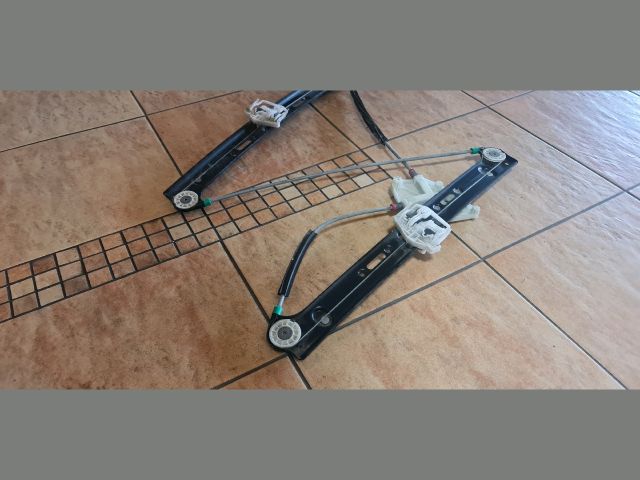 bontott BMW X3 Jobb első Ablakemelő Szerkezet (Elektromos)