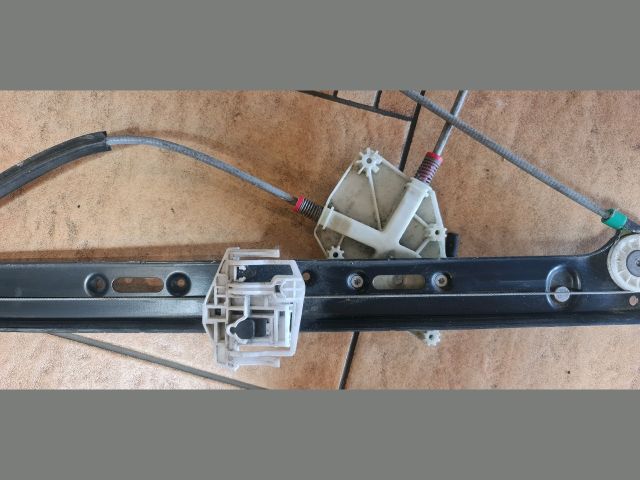 bontott BMW X3 Jobb első Ablakemelő Szerkezet (Elektromos)