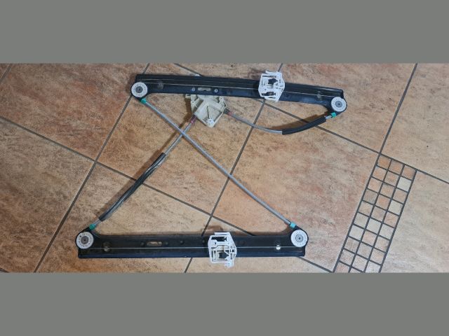 bontott BMW X3 Jobb első Ablakemelő Szerkezet (Elektromos)