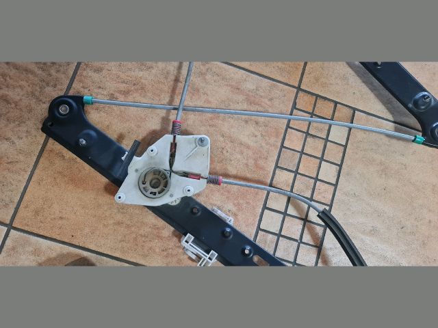 bontott BMW X3 Jobb első Ablakemelő Szerkezet (Elektromos)