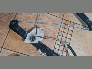 bontott BMW X3 Jobb első Ablakemelő Szerkezet (Elektromos)