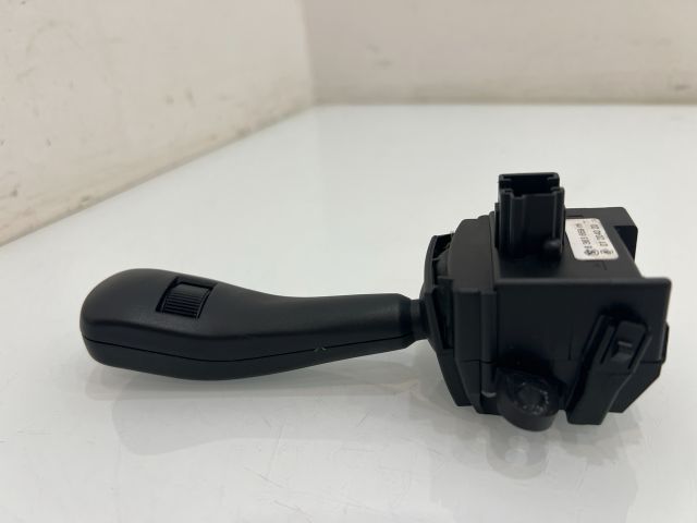 bontott BMW X3 Jobb első Ablaktörlő Kar