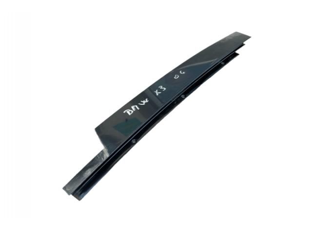 bontott BMW X3 Jobb első Ajtó Díszléc