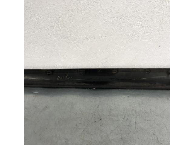 bontott BMW X3 Jobb első Ajtó Díszléc