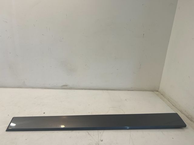 bontott BMW X3 Jobb első Ajtó Díszléc