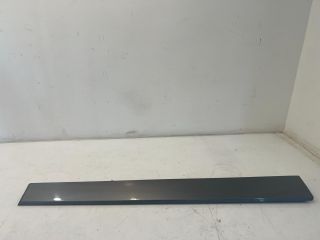 bontott BMW X3 Jobb első Ajtó Díszléc