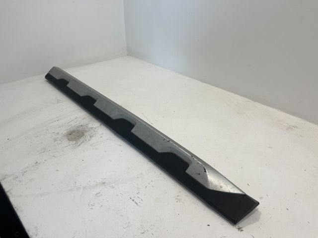 bontott BMW X3 Jobb első Ajtó Díszléc