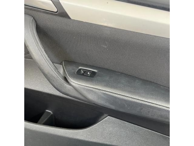 bontott BMW X3 Jobb első Ajtó Kárpit