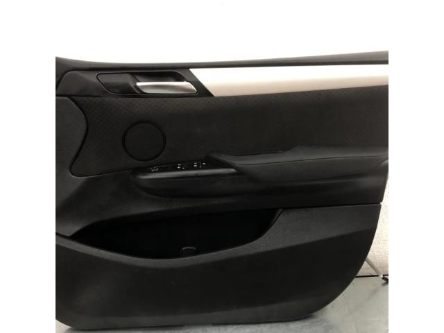 bontott BMW X3 Jobb első Ajtó Kárpit