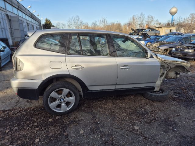 bontott BMW X3 Jobb első Ajtó (Részeivel)