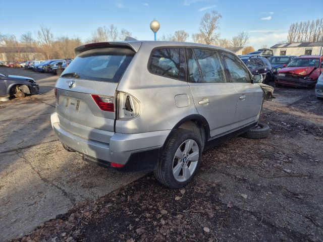 bontott BMW X3 Jobb első Ajtó (Részeivel)