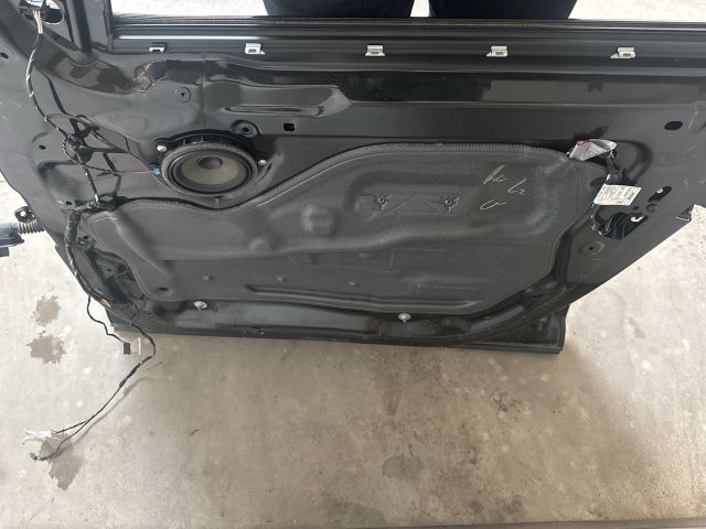 bontott BMW X3 Jobb első Ajtó (Üres lemez)