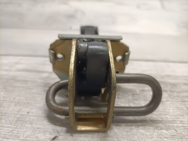 bontott BMW X3 Jobb első Ajtóhatároló