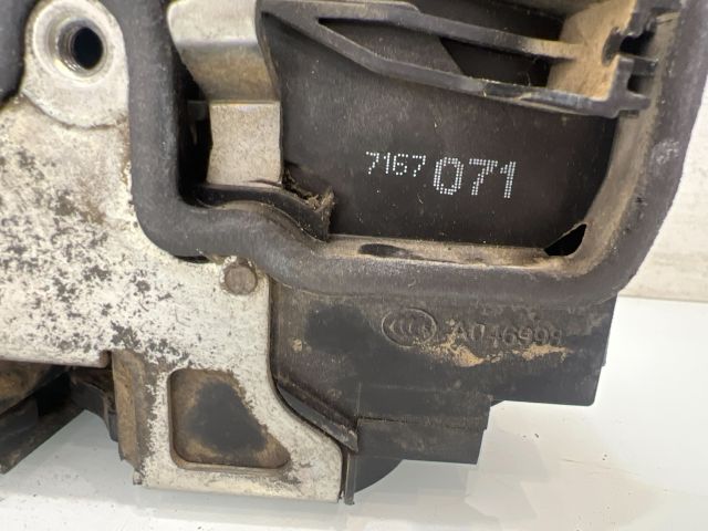 bontott BMW X3 Jobb első Ajtózár