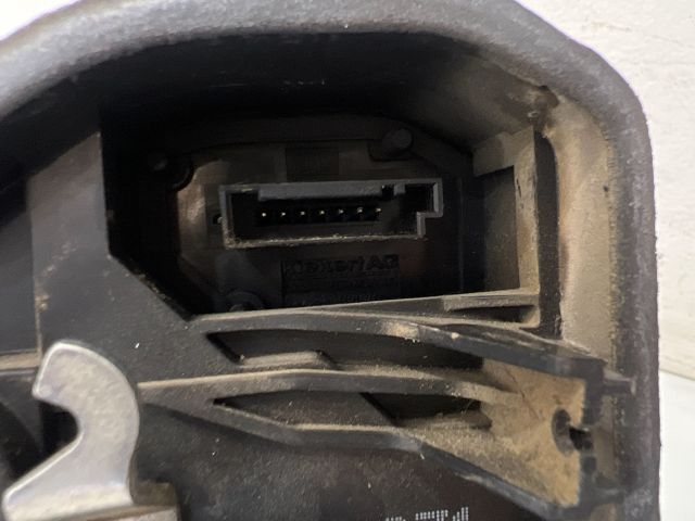 bontott BMW X3 Jobb első Ajtózár