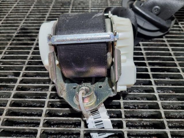 bontott BMW X3 Jobb első Biztonsági Öv