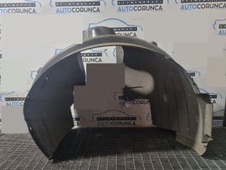 bontott BMW X3 Jobb első Dobbetét (Kerékjárati, Műanyag)