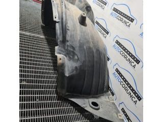 bontott BMW X3 Jobb első Dobbetét (Kerékjárati, Műanyag)