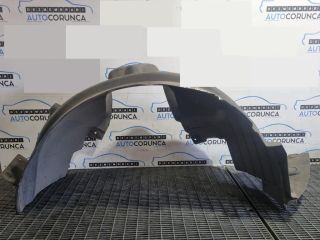 bontott BMW X3 Jobb első Dobbetét (Kerékjárati, Műanyag)