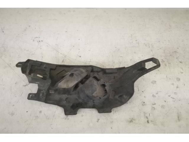 bontott BMW X3 Jobb első Lökhárító Tartó (Műanyag)