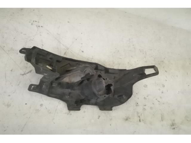 bontott BMW X3 Jobb első Lökhárító Tartó (Műanyag)