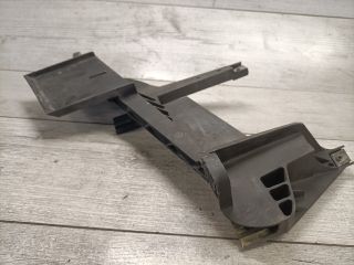 bontott BMW X3 Jobb első Oldal Lökhárító Tartó (Műanyag)