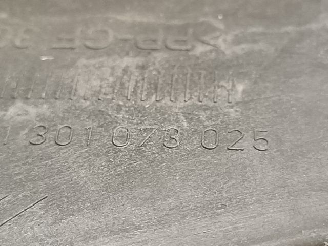 bontott BMW X3 Jobb első Oldal Lökhárító Tartó (Műanyag)