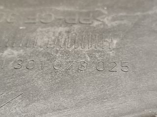 bontott BMW X3 Jobb első Oldal Lökhárító Tartó (Műanyag)