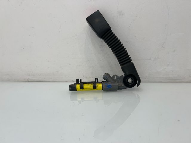 bontott BMW X3 Jobb első Övfeszítő