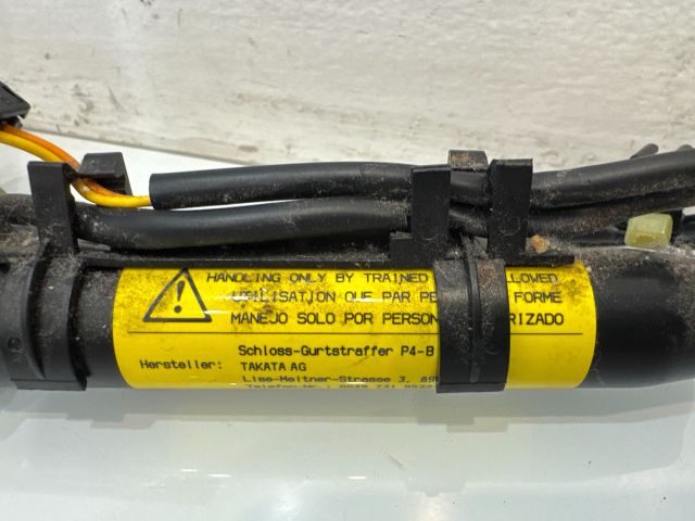 bontott BMW X3 Jobb első Övfeszítő