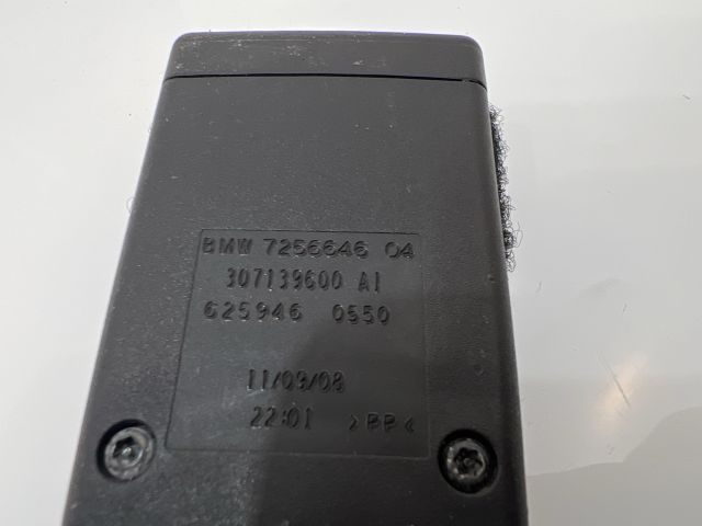 bontott BMW X3 Jobb első Övfeszítő