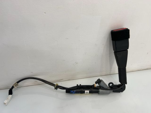 bontott BMW X3 Jobb első Övfeszítő