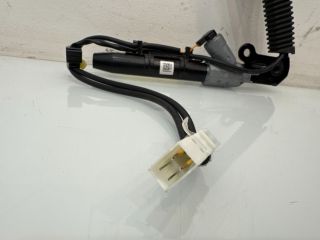 bontott BMW X3 Jobb első Övfeszítő