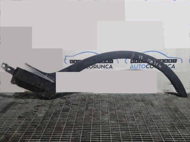 bontott BMW X3 Jobb első Sárvédő Szélesítő