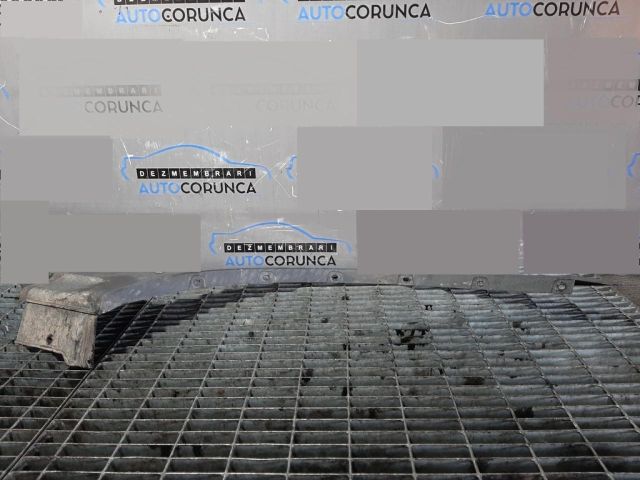 bontott BMW X3 Jobb első Sárvédő Szélesítő