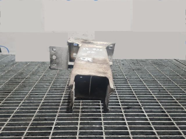 bontott BMW X3 Jobb első Ütközéscsillapító