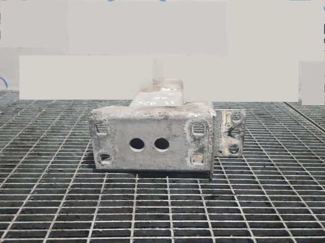 bontott BMW X3 Jobb első Ütközéscsillapító