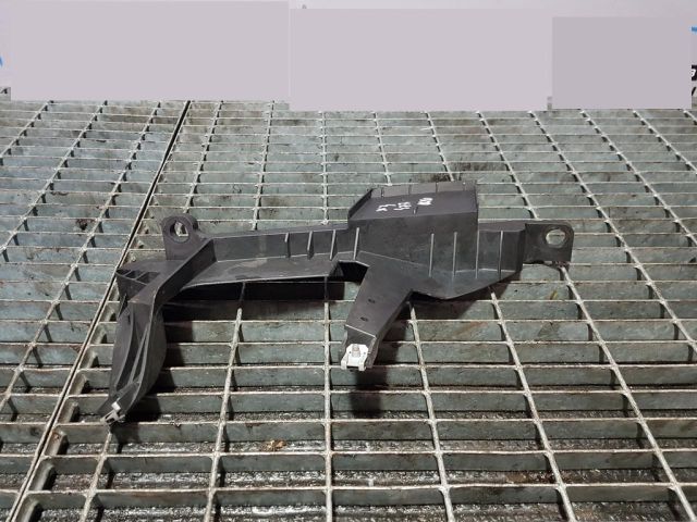 bontott BMW X3 Jobb Fényszóró Tartó