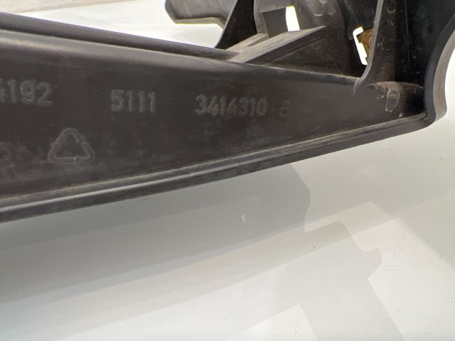 bontott BMW X3 Jobb Fényszóró Tartó