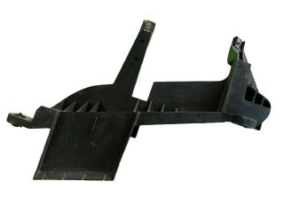 bontott BMW X3 Jobb Fényszóró Tartó