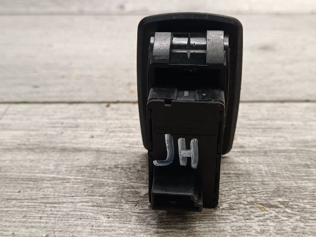 bontott BMW X3 Jobb hátsó Ablakemelő Kapcsoló