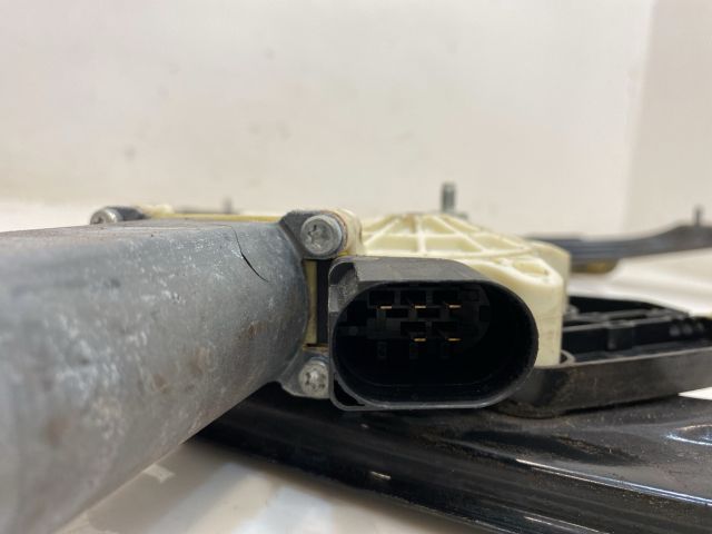 bontott BMW X3 Jobb hátsó Ablakemelő Szerkezet (Elektromos)