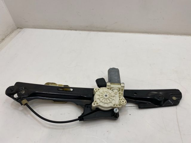 bontott BMW X3 Jobb hátsó Ablakemelő Szerkezet (Elektromos)