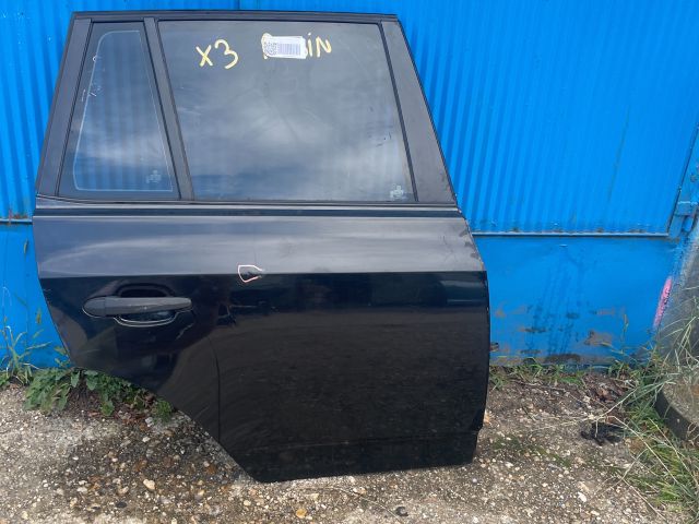bontott BMW X3 Jobb hátsó Ajtó (Részeivel)
