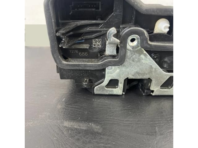 bontott BMW X3 Jobb hátsó Ajtózár