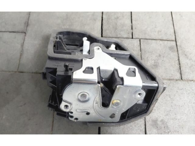 bontott BMW X3 Jobb hátsó Ajtózár