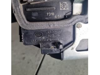 bontott BMW X3 Jobb hátsó Ajtózár